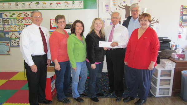 Kiwanis grant to Lexington preschool 003